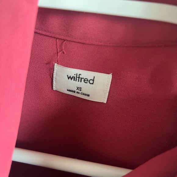 Aritzia Pink Silk Long Sleeve Blouse, Size XS - Picture 8 of 8